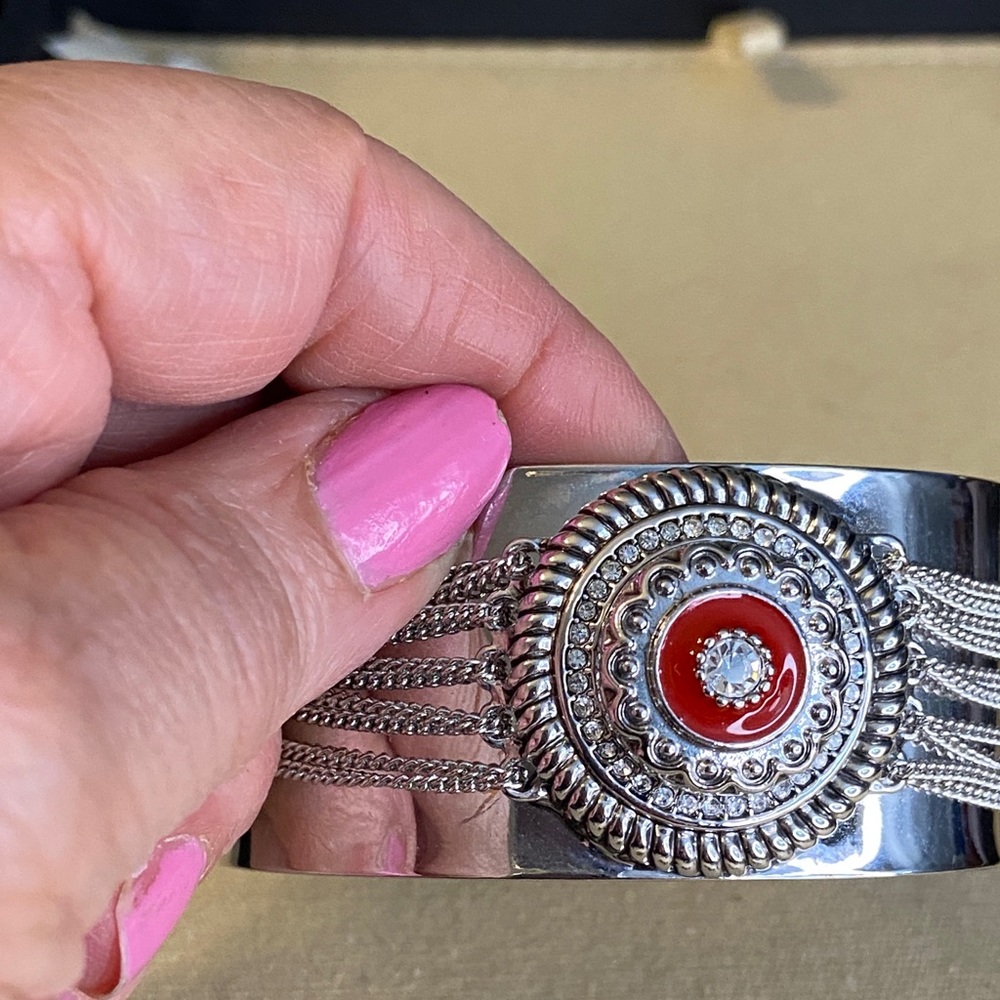 MV Silver Chain Cuff - Picture 3 of 5